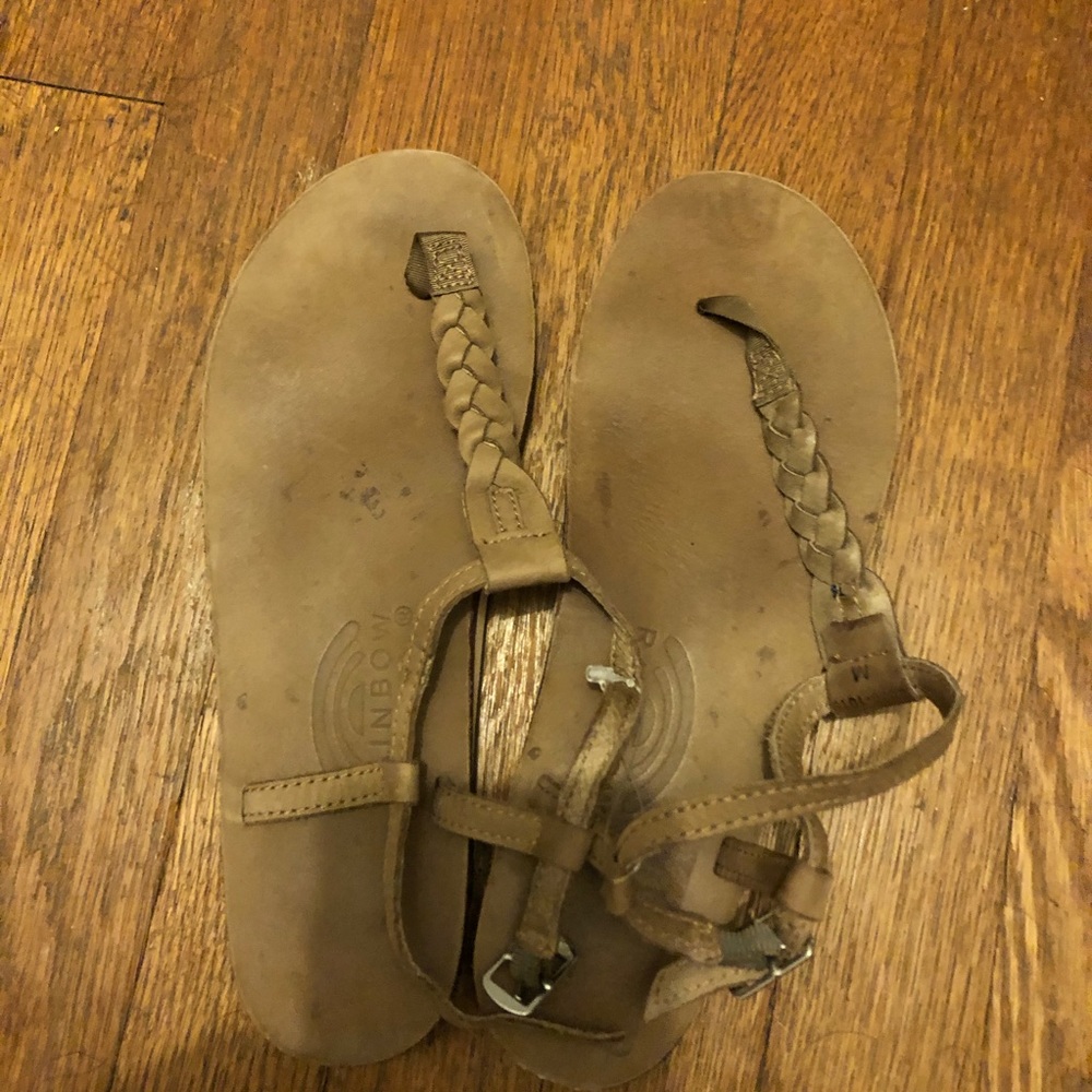Rainbow thing sandals SIZE 8